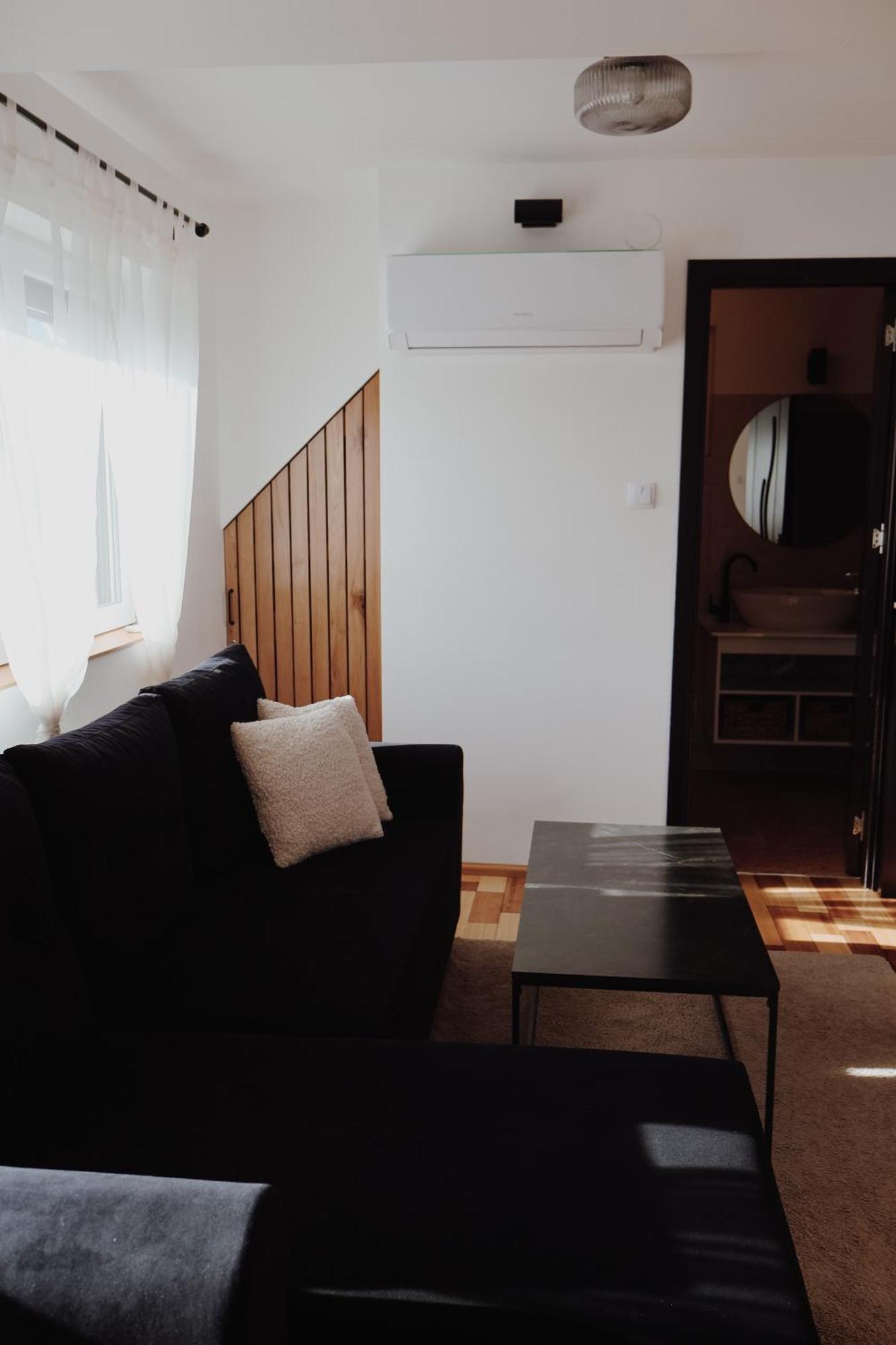 Doux Apartman Odorheiu Secuiesc Ngoại thất bức ảnh